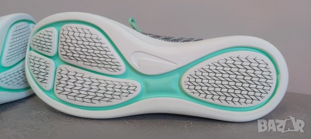 NIKE LUNARLON 42 номер оригинални , снимка 4 - Маратонки - 36743365