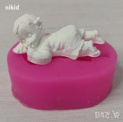Момиче момиченце по корем бебе дете силиконов молд форма калъп фондан гипс пита украса декор