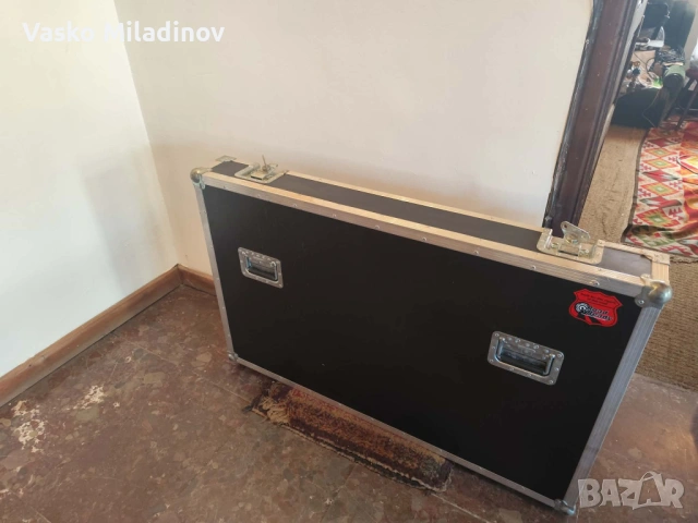   Allen Heath GL 2200 32/4/2+ кейс, снимка 8 - Ресийвъри, усилватели, смесителни пултове - 27101280