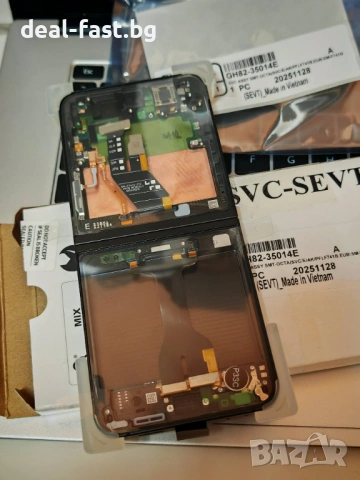 Нов Оригинален LCD Дисплей Service Pack за Samsung Galaxy Z Flip 6 5G F741 / Black / Гаранция /, снимка 3 - Резервни части за телефони - 54047040
