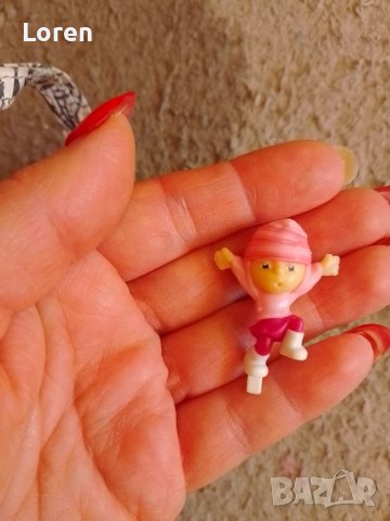 Играчка героиня от филмчето Миньоните от киндер , снимка 2 - Други - 44574195