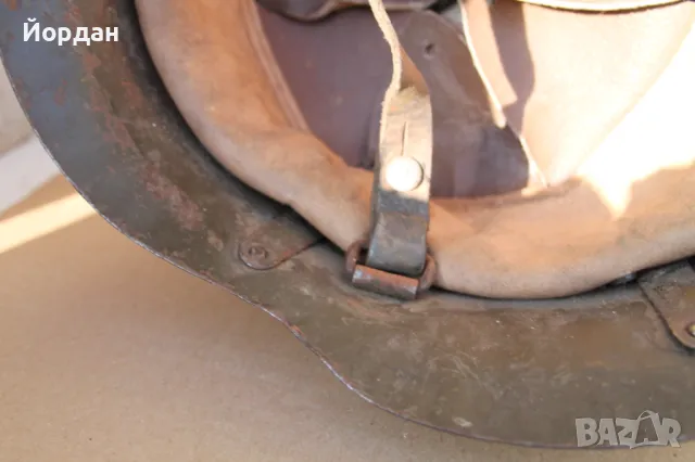 Българска военна каска модел 1936-та година, снимка 9 - Антикварни и старинни предмети - 47608261