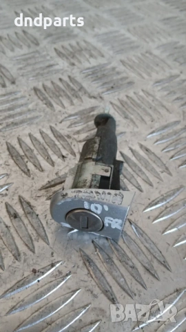 Ключалка Skoda Octavia 2010г.(предна дясна)