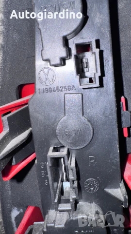 Стопове зa VW Golf 4 - 1J9945258A, снимка 2 - Части - 51276736