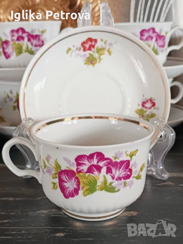 Руски сервиз за чай , снимка 3 - Антикварни и старинни предмети - 54126556