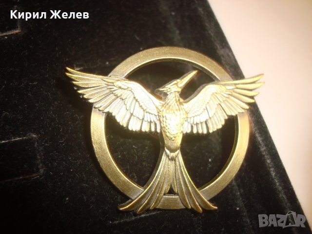 УДИ КЪЛВАЧА МЕСИНГОВА ГОЛЯМА РЯДКА АРТИСТИЧНА КРАСИВА ЗНАЧКА 11918, снимка 6 - Колекции - 30568735