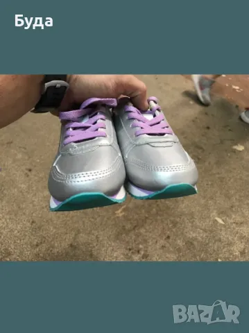 Маратонки за момиче номер 33, снимка 2 - Детски маратонки - 50320898