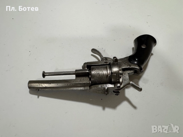 Стар щифтов револвер, пистолет, снимка 10 - Антикварни и старинни предмети - 52817475