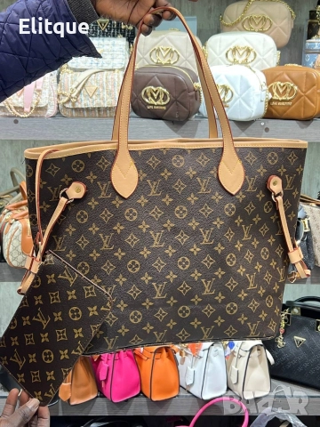 чанти Louis Vuitton , снимка 7 - Чанти - 52940408