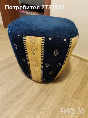 2 броя табуретки