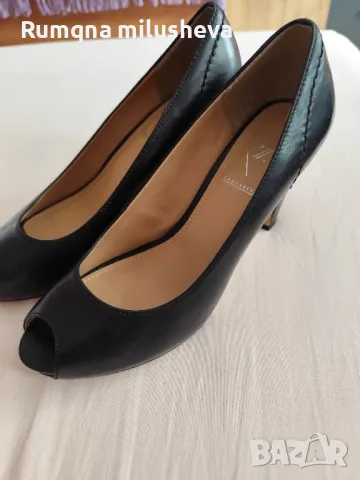 Стилни обувки с ток