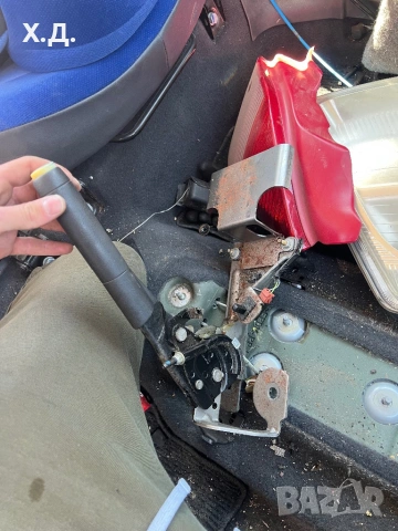 Лост ръчна спирачка Ситроен Ц2 