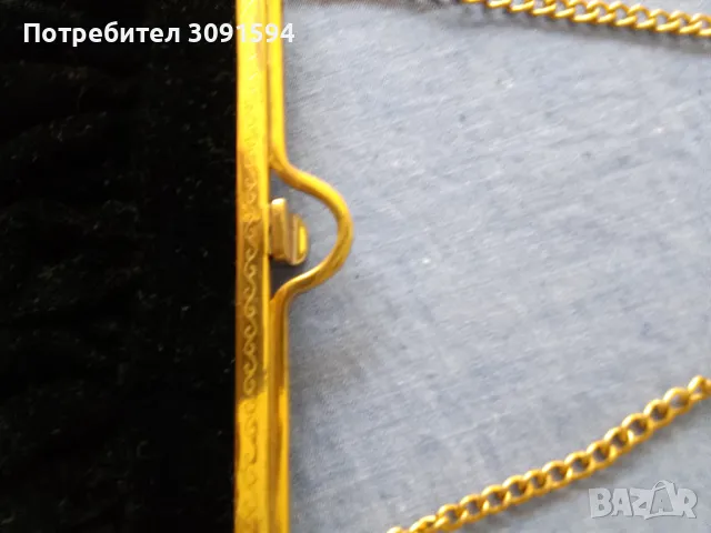Дамска чанта 30 те години черно кадифе със бронзов обков , снимка 13 - Антикварни и старинни предмети - 47290978
