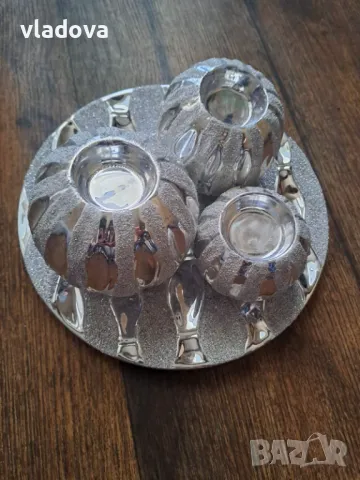 Нови свещници с поставка, от Белгия 