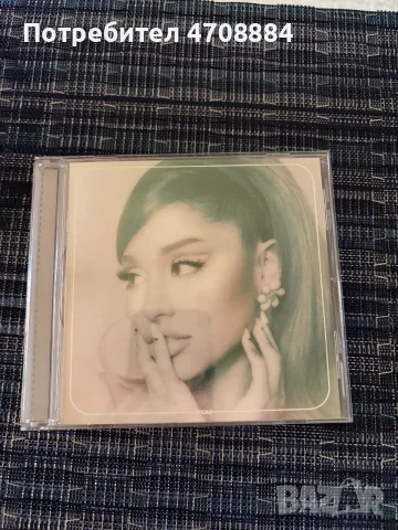 Колекция CD дискове Ariana Grande, снимка 1 - CD дискове - 55979771