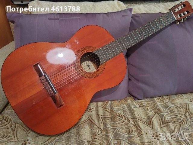 Класическа китара Ариа