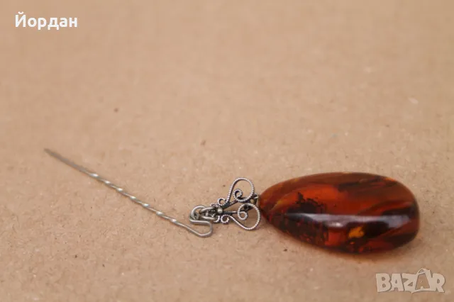 Сребърна игла с кехлибар