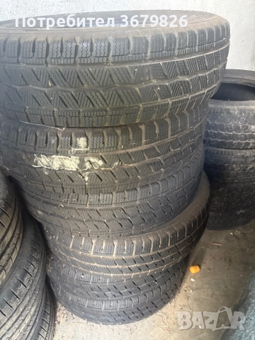 Гуми, снимка 4 - Гуми и джанти - 52476921