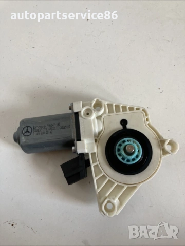 Мотор за стъкло на задна дясна врата за Mercedes A Class W169 (2008) A1698202042 