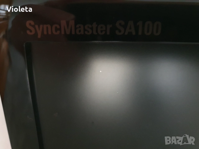 Монитор Samsung 19" S19A100N дисплей LED резолюция 1366х768 пиксела. Работещ отлично., снимка 2 - Монитори - 52454054