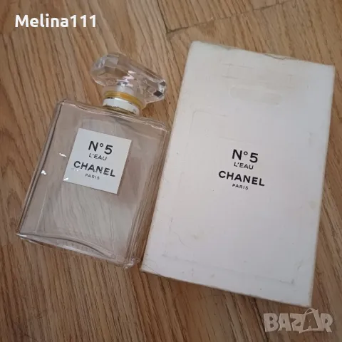 празна опаковка с шишето