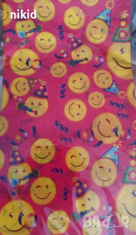 емотикон smile emoji емотикони найлонова покривка за парти рожден ден, снимка 2 - Покривки за маси - 18589585