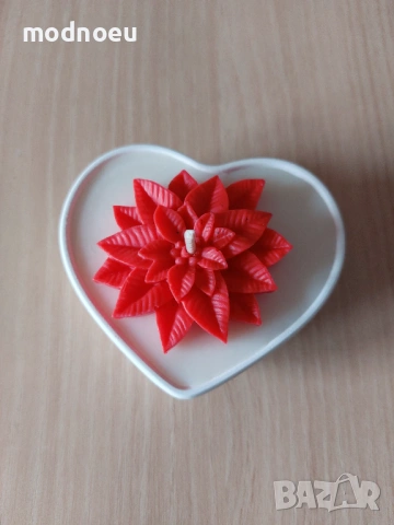 Свещ сърце с коледна звезда, снимка 3 - Романтични подаръци - 53014440