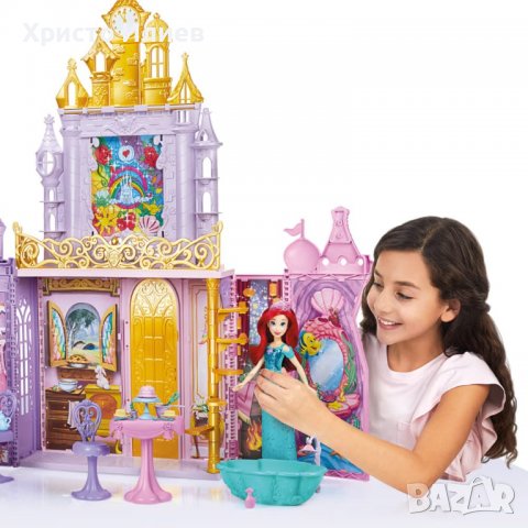 Дисни Принцеси Преносим Замък Къща за Кукли с Мебели Аксесоари Disney, снимка 2 - Кукли - 39292227