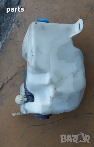 Казанче Чистачки със Помпа VW Голф 4 N:2222 (2)
- 1J0955453, снимка 4 - Части - 48094181