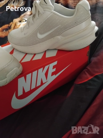 Дамски Nike нови - 38 1/2 , снимка 6 - Маратонки - 52322949