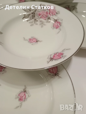 6 бр. порцеланови чинии 23 см. с флорален декор и сребрист кант, снимка 2 - Сервизи - 52239578