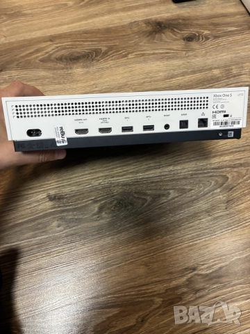 Xbox One S White 500GB + игри, снимка 8 - Xbox конзоли - 56299955