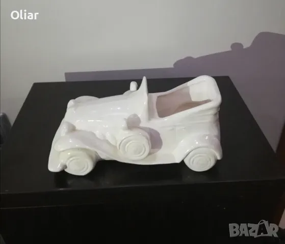 Много красива и различна ретро кола от керамика., снимка 4 - Декорация за дома - 50437453