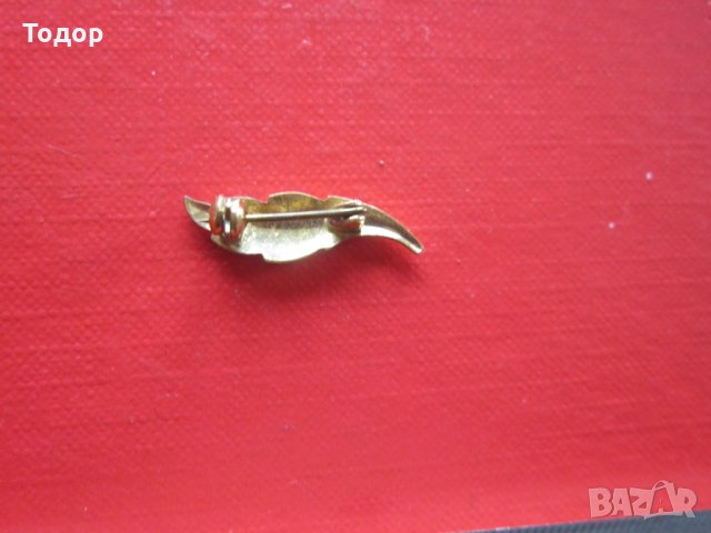 Позлатен ловен знак перо , снимка 2 - Колекции - 29421696