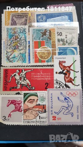 Класьор със колекция марки, снимка 2 - Филателия - 31064999