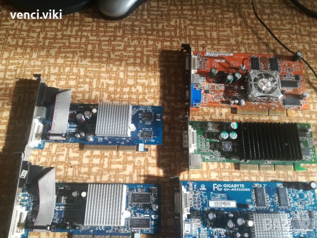 Стари видео карти  , снимка 2 - Видеокарти - 35082158