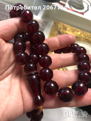 Стара червена броеница, снимка 2 - Антикварни и старинни предмети - 52214045