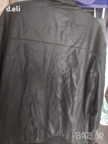 Две кожени якетаCalvin Klein Original Size L/ ARMANI Original 100% Кожа Мъжко яке, снимка 18 - Якета - 52226034