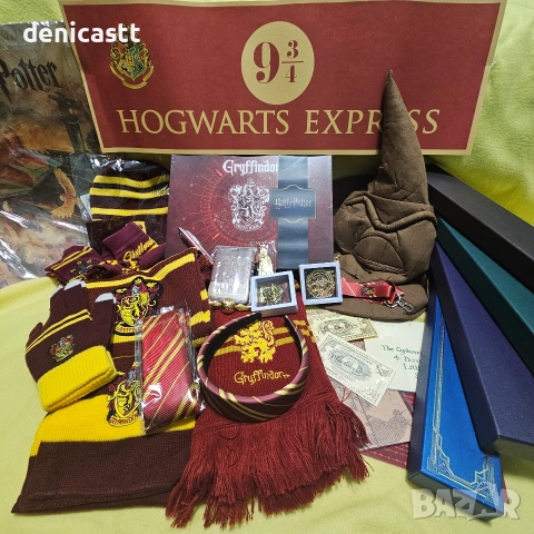 Хари Потър, Магически пръчки, мантии и други