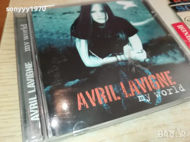 AVRIL LAVIGNE CD 1105251832, снимка 8 - CD дискове - 50244108