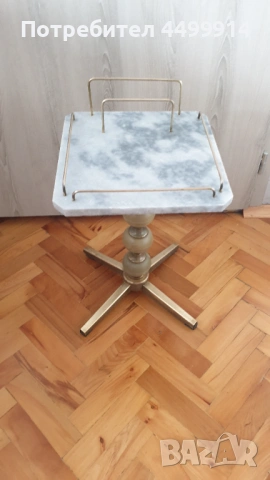 Стара мраморна масичка