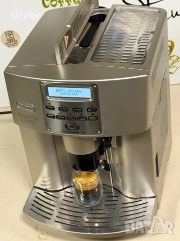 Кафемашина кафе автомат delonghi magnifica automatic с гаранция, снимка 4 - Кафемашини - 53265720