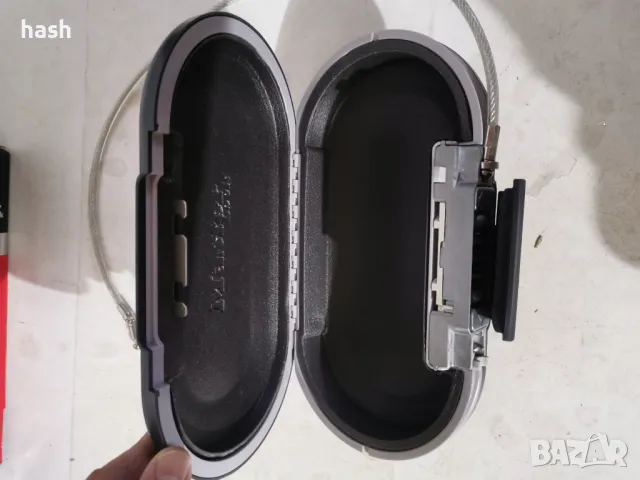 MASTER LOCK Nomade Safe [с комбинация] [с кабел] 5900EURD - Идеален за университет, офис, пътуване, снимка 9 - Други стоки за дома - 49289599