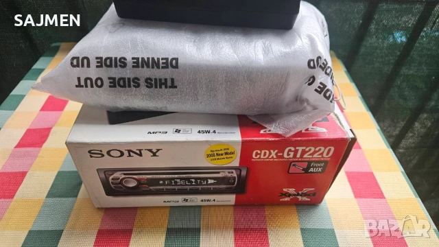 ''Sony MP3 CDX-GT 220'', снимка 2 - Декове - 53379170