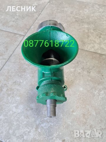 Румънска месомелачка 32 номер чугунена, снимка 5 - Месомелачки - 33736773