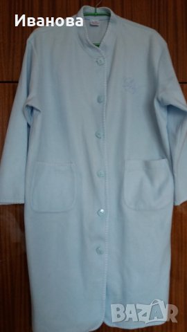 Светлосин домашен халат от полар - L/XL размер, снимка 1 - Нощници - 42862619