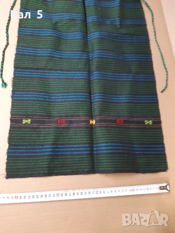 Автентична тъкана вълнена престилка , носия, снимка 3 - Антикварни и старинни предмети - 53876349