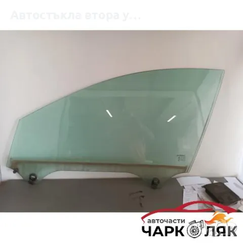 Стъкло предно ляво рено лагуна 2.0 б  2011