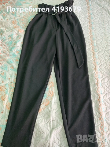 Черен панталон нов L  размер 