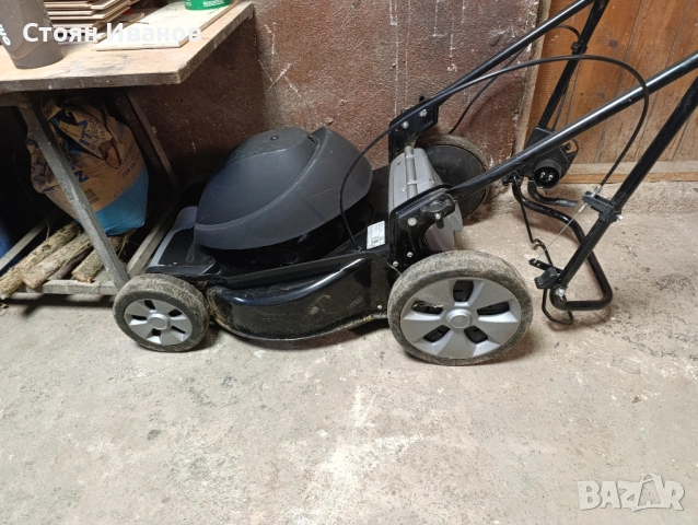 Електрическа косачка без кош,с крива ос на мотора и бие при работа, снимка 3 - Градинска техника - 53201821